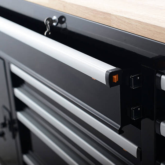 The tool box roller cabinet is a valuable addition to any professional or DIY toolkit