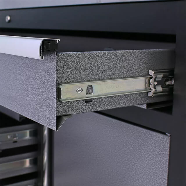 The tool storage cabinet was simple to put together, with clear instructions provided