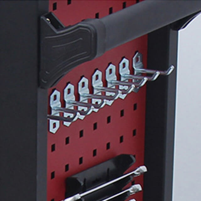 The workshop tool trolley is perfect for use in automotive, woodworking, and other workshops